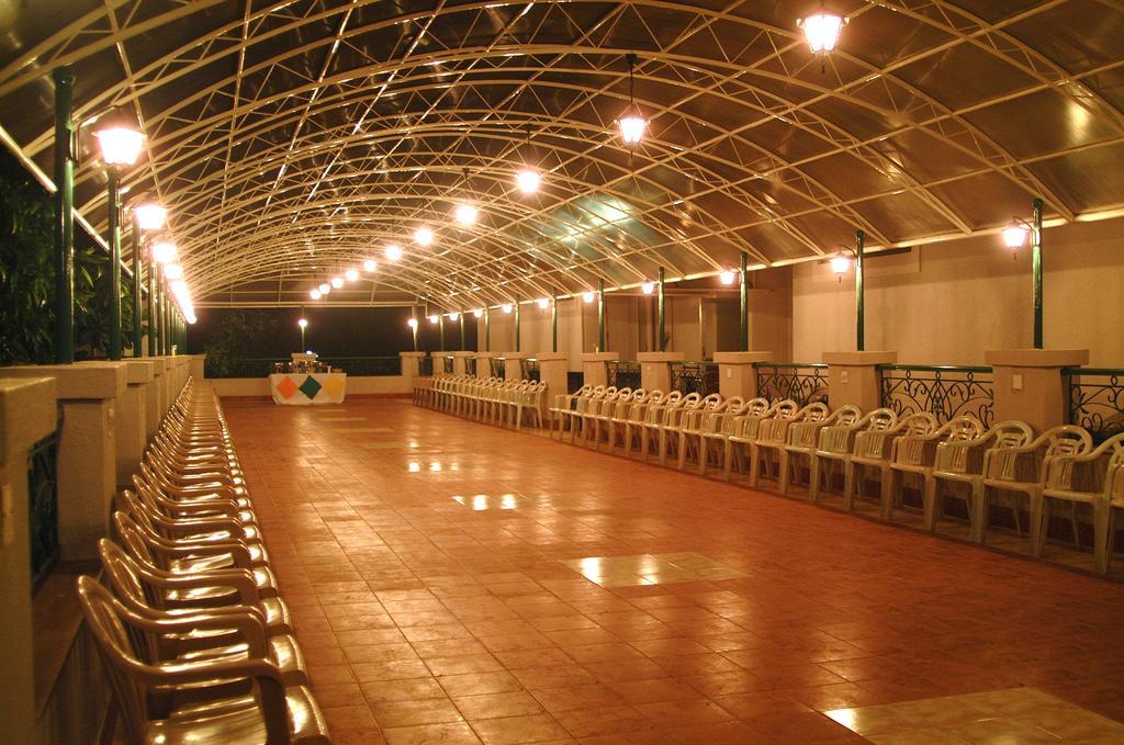 Hotel Ravikiran Alibag Bagian luar foto