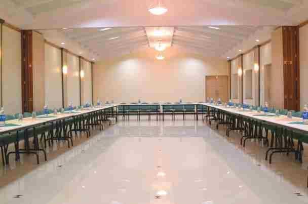 Hotel Ravikiran Alibag Bagian luar foto